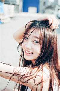 女儿的班主任拜金，却拍错马屁完结+番外