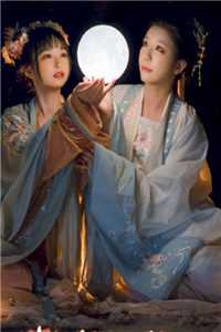 离婚后，影帝前夫追着官宣恋情快手