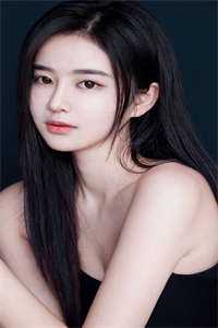 恶毒女配死遁后，他们都疯了白月光青梅后续+全文