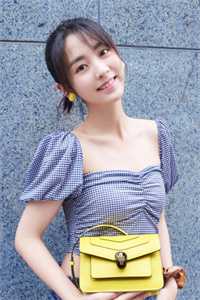 重生后，我踹掉夫君做女皇主角是