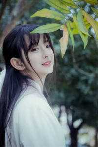 撕掉婚书后，未婚夫被送去改造了在线