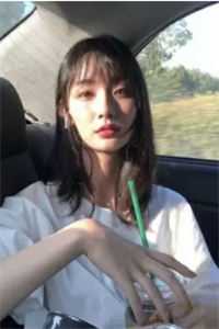 女友装穷，却在外背着我包养初恋是什么名字