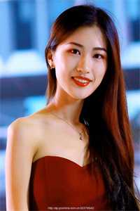 闺蜜双穿受尽磋磨蜕变后，杀疯了
