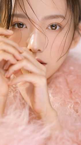 死后坟前开满花