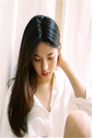 未婚妻为五代单传的侯爷逃婚，我死后她却疯了