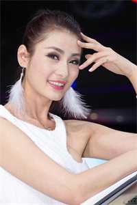 毁容后，未婚夫和闺蜜结婚了