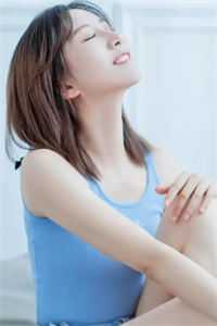 回首春庭不见月
