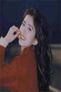 母亲死后，她彻底疯了