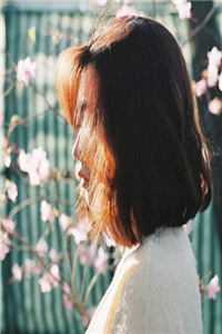 清明节，老公与女风水师墓前厮混