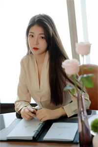 老婆拿着她妈救命钱和初恋泡温泉