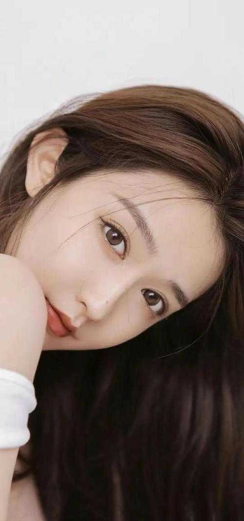 女儿被砍断两条腿时，老公在给狗过生日