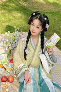 家里盖房子花了八十万，外出多年的大伯要回来抢宅基地