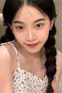 我被改造成蜥蜴人后，总裁老婆疯了