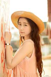 机器人老婆死后，他疯了