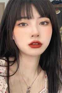踹了破产千金女友后，她却跪地求我回来