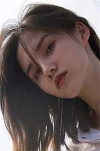 我被卷进乱流时，女友和白月光订婚