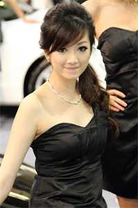为老公身负重伤后，婆婆却哭着求他救我