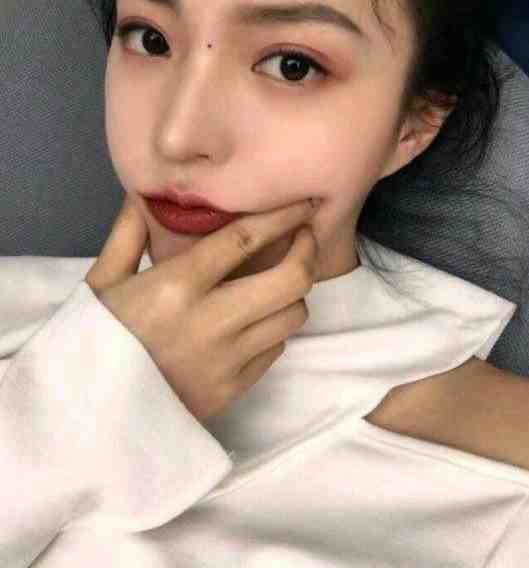 斩断情丝，深情赴流水