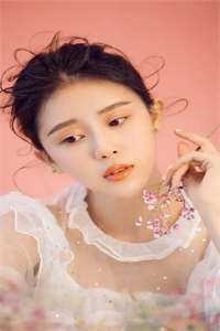得知我是首富千金后，未婚夫以身喂鳄请罪