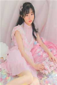 我跟女儿被马车碾死后，将军悔疯了