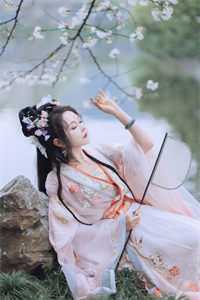 老公拿我狐尾哄白月光后，悔疯了