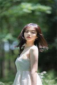 娘子被山贼劫走后，我却在花楼喝花酒
