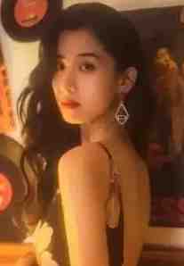 乡村孤女进城后，每次都比我分高