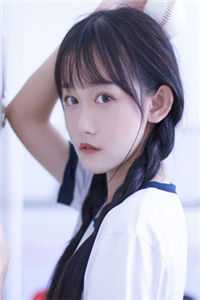 吸血鬼女友养了小白脸后，我听从弹幕，弃她而去