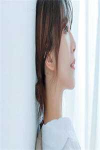 被三个女人联手背叛后，我杀疯了