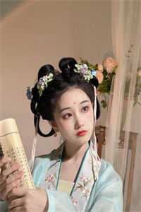 花飞陌上春将老
