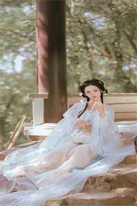 后妈把妹妹当狗驯养后，我杀疯了