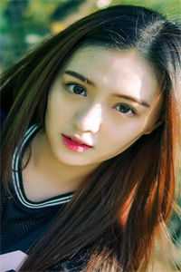 妈妈说只有姐姐才配当她的女儿