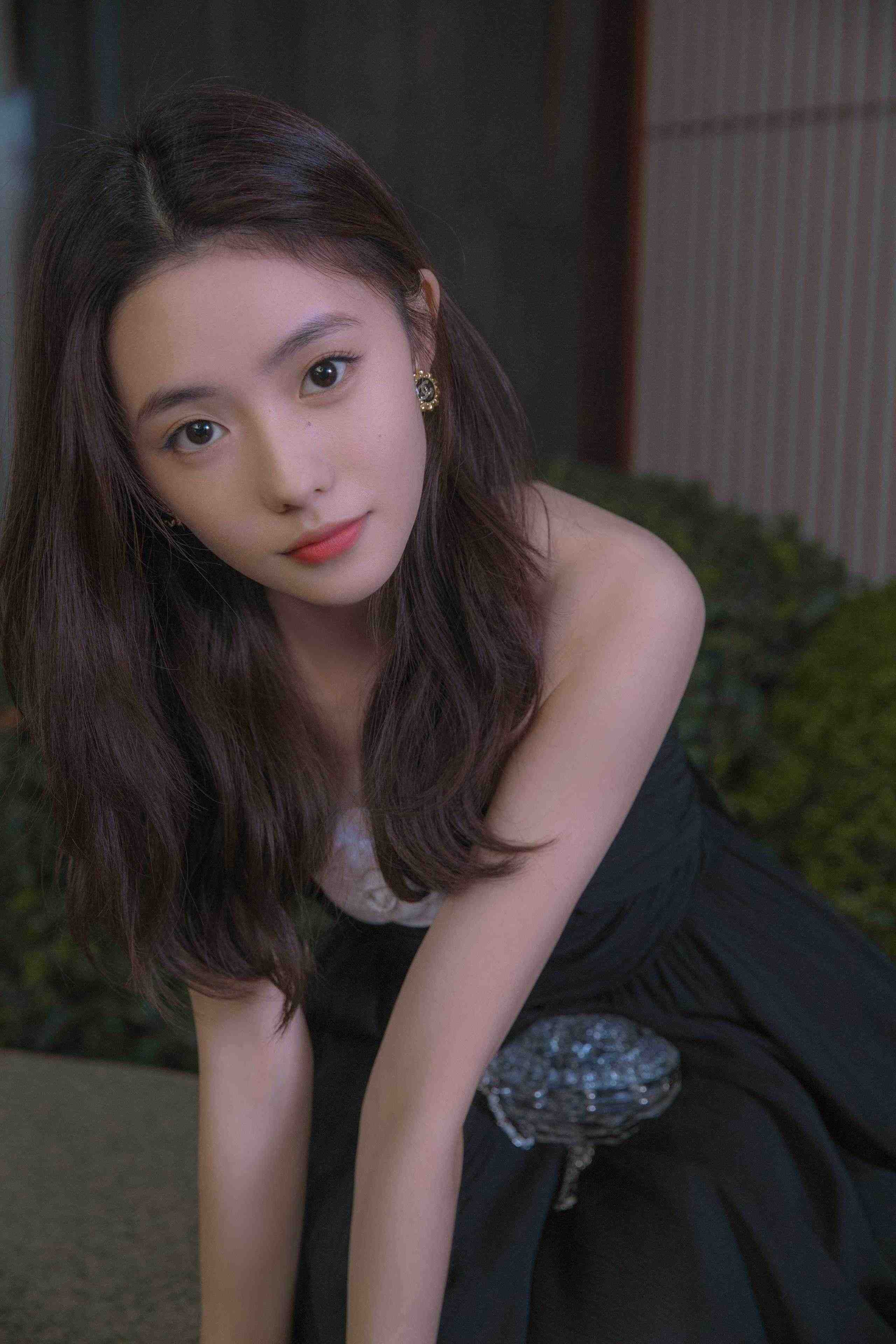 被前任99次分手后，我转身另嫁他却后悔了