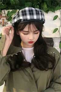 重生后，我把毒闺蜜的私房照公开拍卖