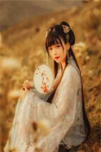 死后三年，夫君为侧妃开我棺鞭尸