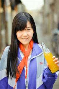 六月酷暑，侄儿自封龙王跳水库