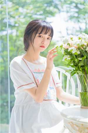 婚礼上敬酒，教授老公的女学生孕吐了