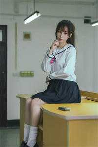 结婚纪念日被羞辱，我手撕渣男贱女